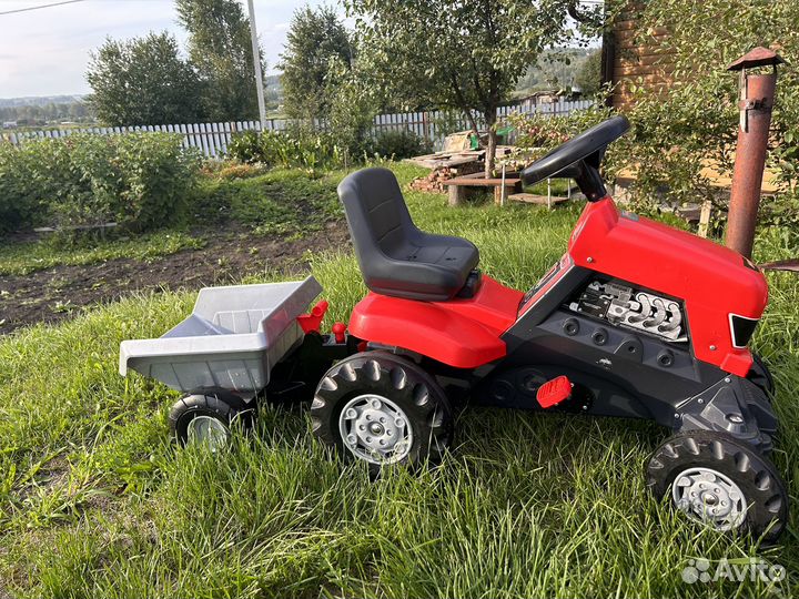 Детский трактор с прицепом