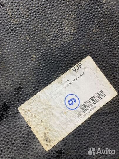 Обшивка пола передняя Ford Transit mk8