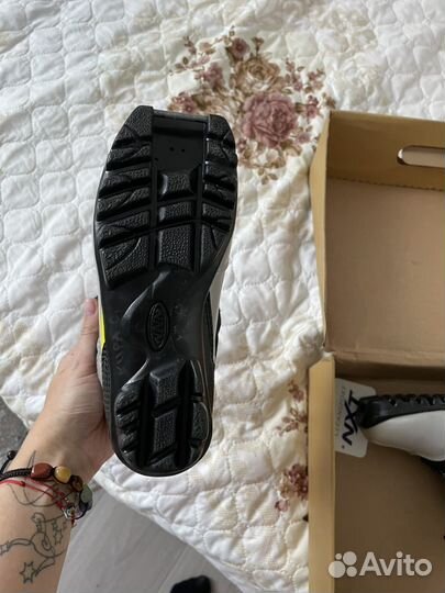 Лыжные ботинки fischer