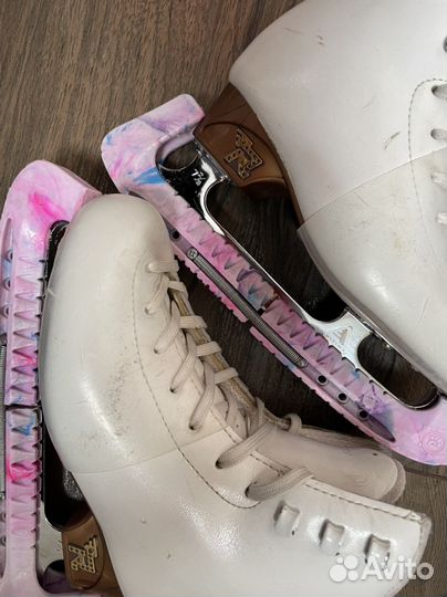 Фигурные коньки risport 205