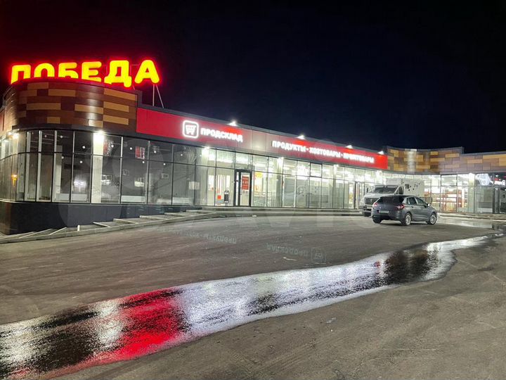 Торговая площадь, 55 м²