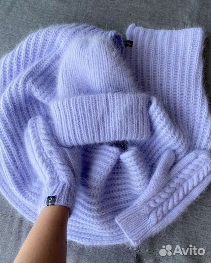 Шапка шарф варежки вязаные теплые
