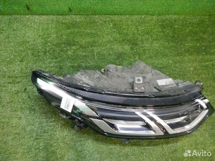 Фара правая Land Rover Discovery Sport