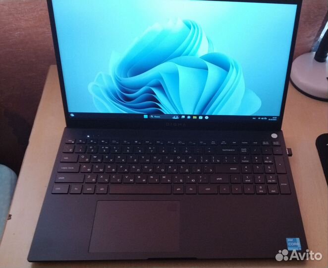 Ноутбук Digma Pro Sprint M
