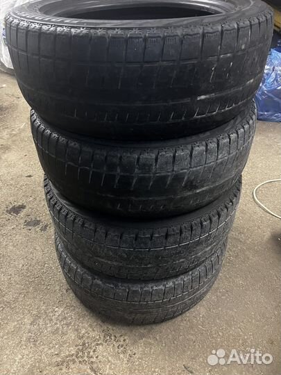 Bridgestone Blizzak RFT 205/55 R16