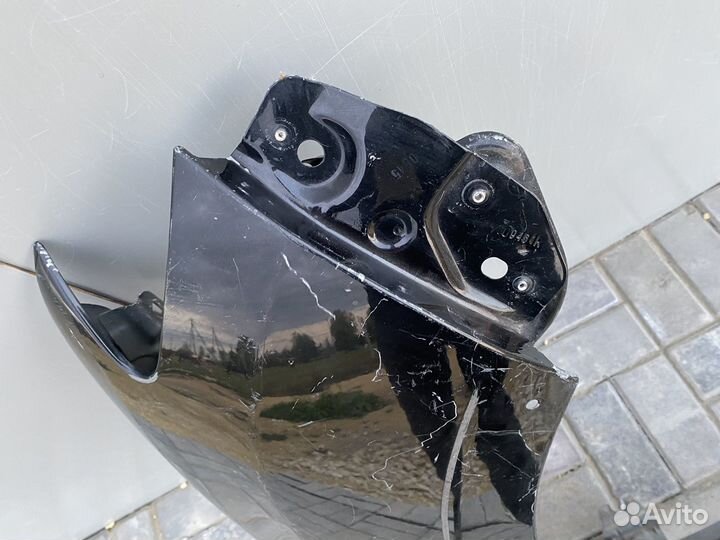 Крыло правое renault sandero 2