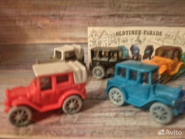 Киндер сюрприз Ретро машинки из 90х