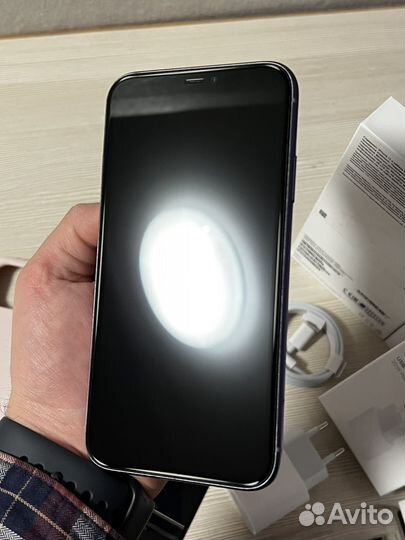 iPhone 11, 128 ГБ