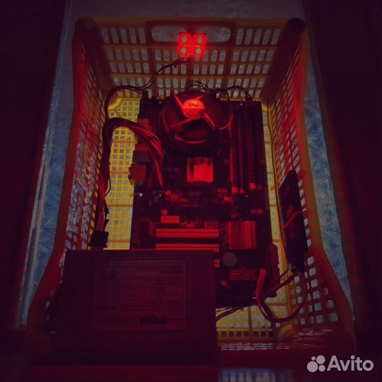 Компьютер RED