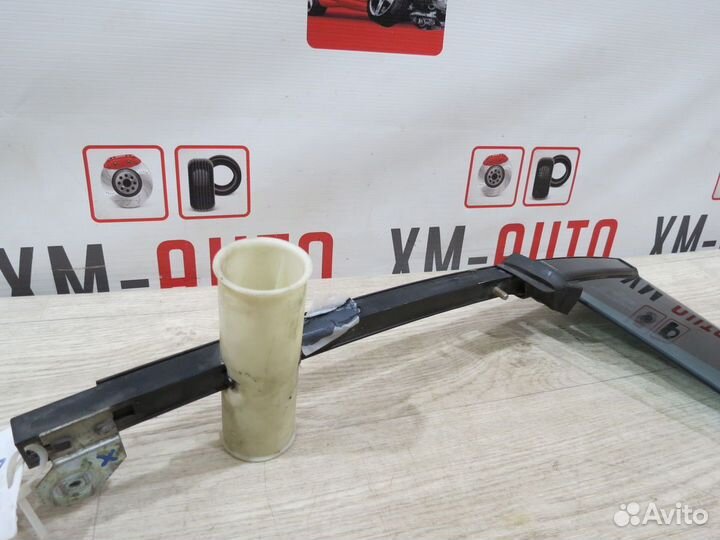 Форточка задняя левая Mercedes W219 CLS 350