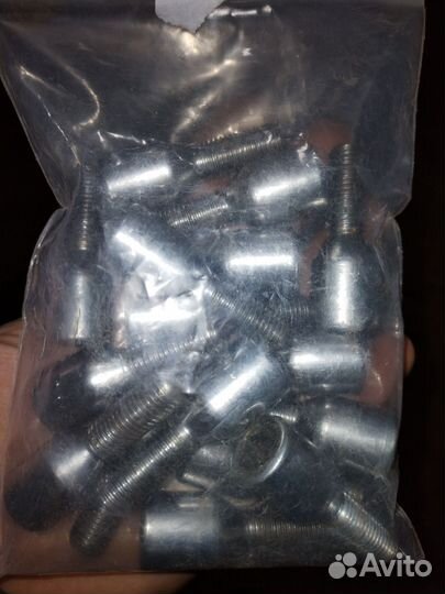 Колесные болты