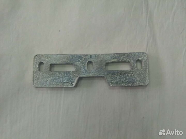 Защёлка задней двери УАЗ 452 нижняя