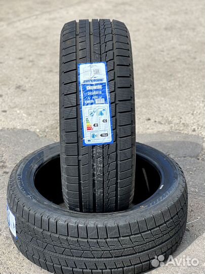 Sunwide Snowide 235/45 R18 84T