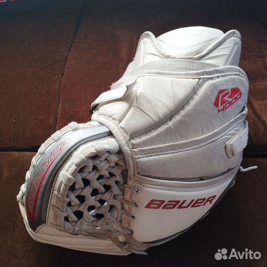 Хоккейные вратарские перчатки