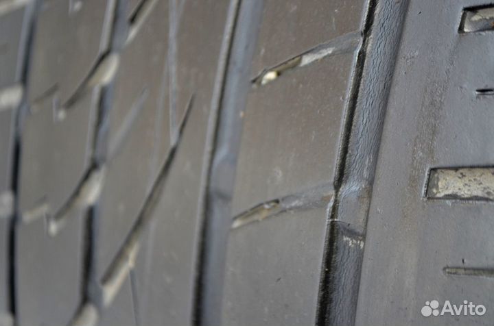 Continental ContiCrossContact AT 245/45 R20