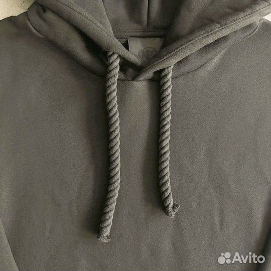 Костюм Syna World черный с красным Лого