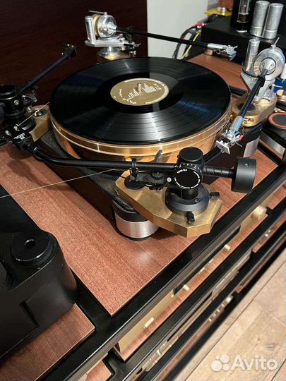 Настройка проигрывателя виниловых пластинок