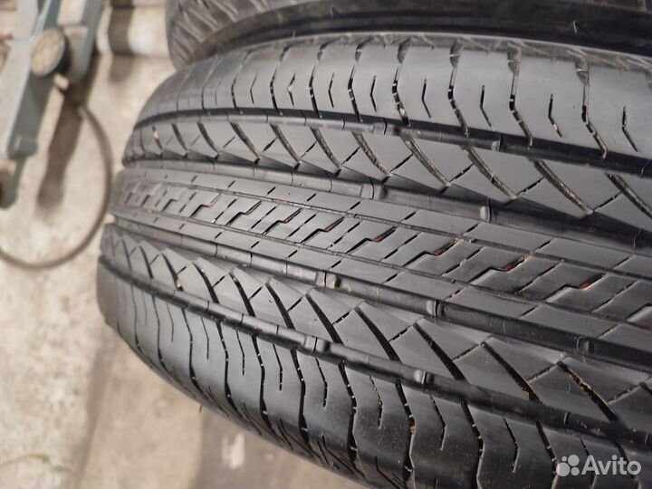 Bridgestone Ecopia EP850 215/65 R16