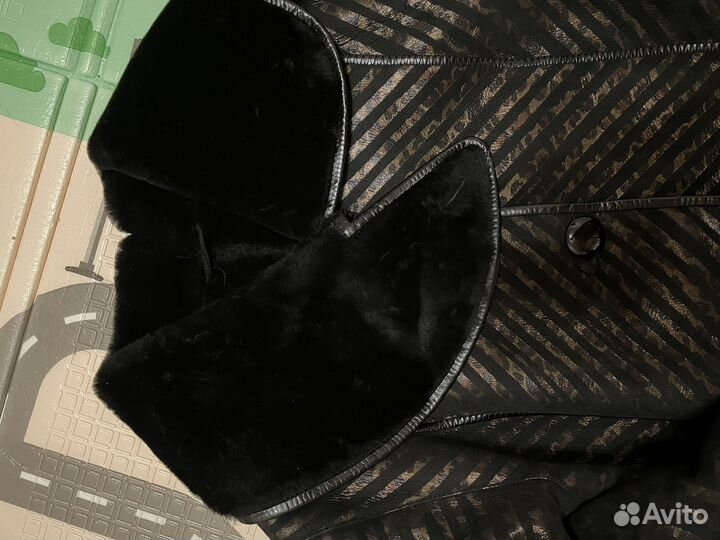 Дубленка женская 48