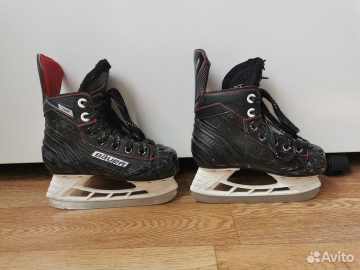 Хоккейные коньки bauer