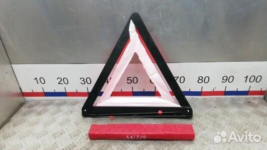 Знак аварийной остановки mercedes benz CLS C219 (4