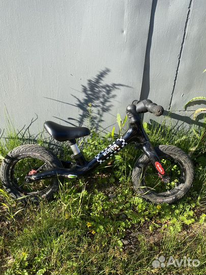 Велосипед детский без педалей