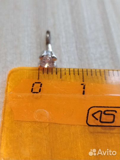 Серебряные серьги, серебряное кольцо с топазом