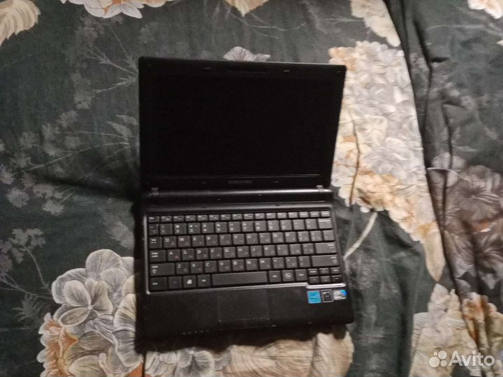 Samsung np 100