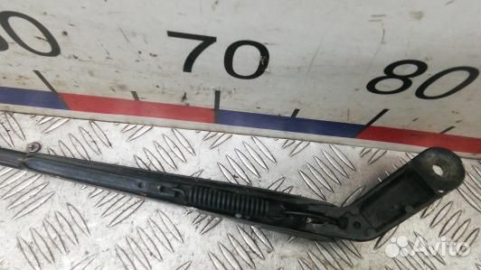 Щеткодержатель лобового стекла volkswagen golf 4