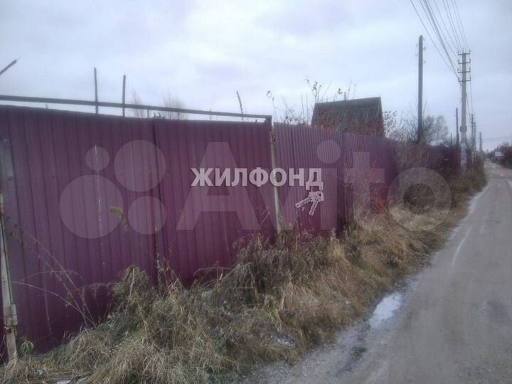 Дача 30 м² на участке 4 сот.