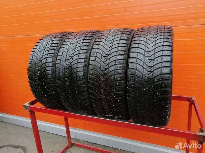 Michelin X-Ice North 3 205/55 R16 89R