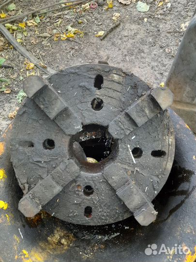 Токарный патрон 320