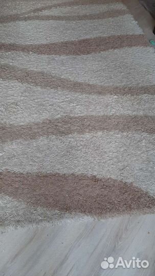 Ковер с длинным ворсом