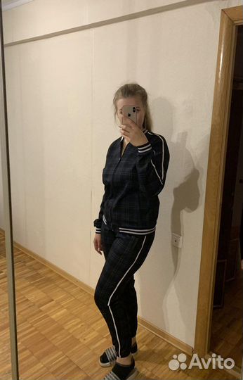 Костюм спортивный