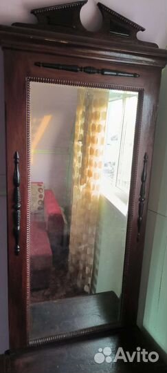 Трюмо с зеркалом старинное