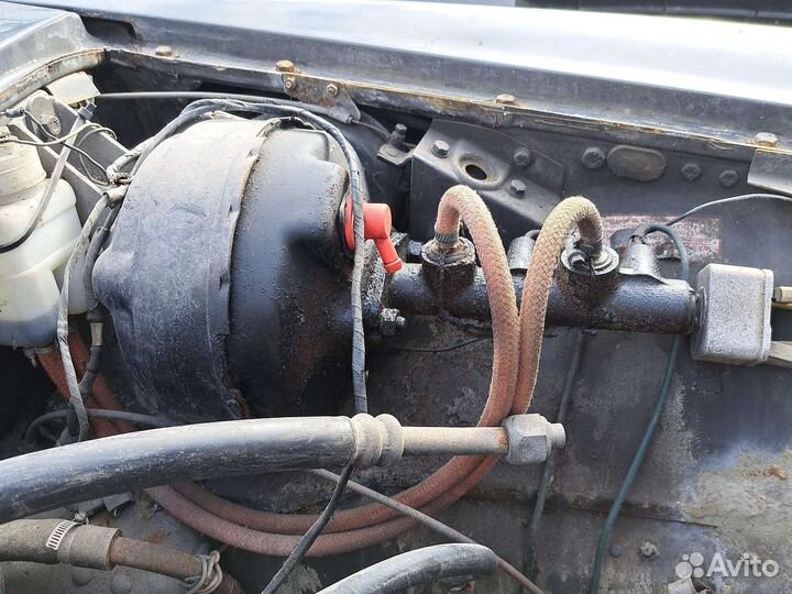 Вакуумный усилитель тормозов на Jaguar XJ 1984 г.в