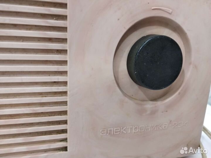 Радиоприёмник трёхпрограммный Электроника-204