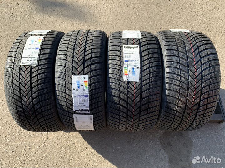Bridgestone Blizzak LM-005 265/35 R18 и 245/40 R18