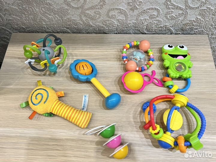 Игрушки погремушки пакетом