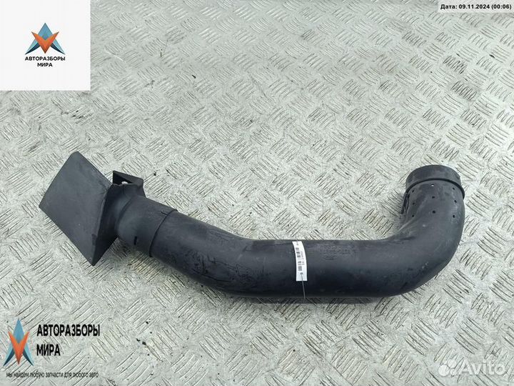 Воздуховод Ford Mondeo 3 2001 1S719A675AE