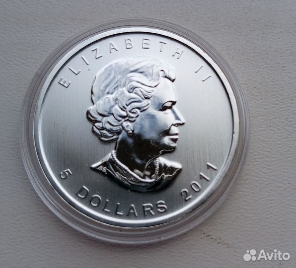 5 долларов Канада