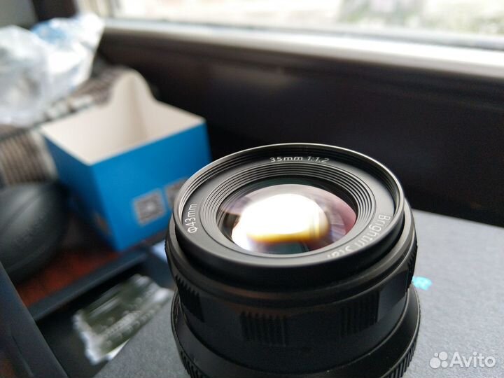 Объектив Brightin Star 35 мм f/1,2 MFT, мануальный