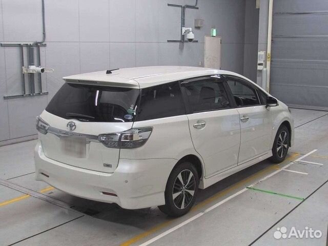 Toyota Wish 1.8 CVT, 2017, 90 000 км