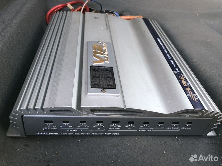 Alpine MRV-F305 серии v12