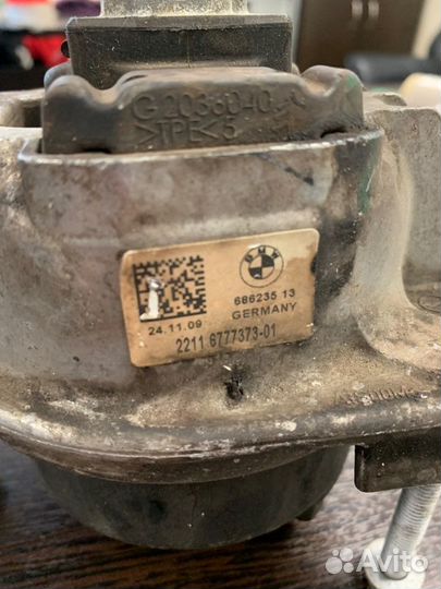 Подушка двигателя левая Bmw 750Lix F02 N63 4.4I