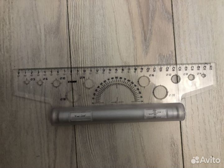 Линейка Рейсшина