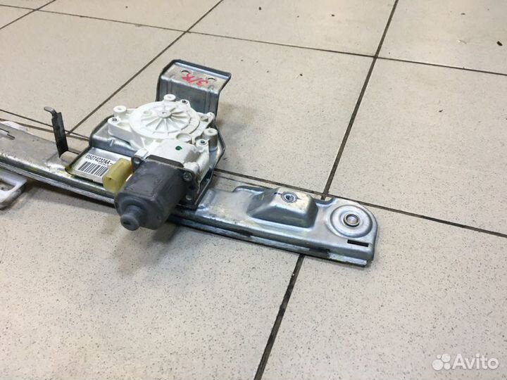 Стеклоподъемник задний правый Dodge Caliber EBA