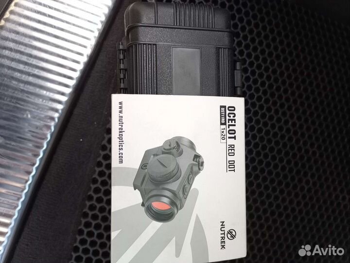 Колиматорный прицел Ocelot