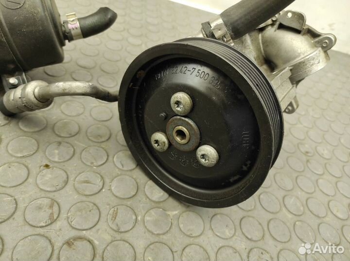 Насос гидроусилителя BMW X1