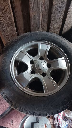 R16 Dunlop Grandtrek Ice 02 215/65, PCD 5x114.3 DIA 10